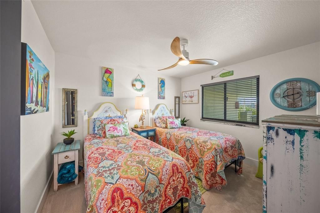 For Sale: $659,900 (3 beds, 2 baths, 1782 Square Feet)