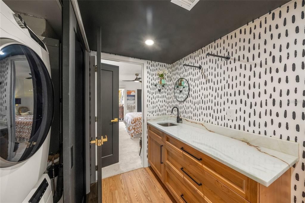 For Sale: $659,900 (3 beds, 2 baths, 1782 Square Feet)