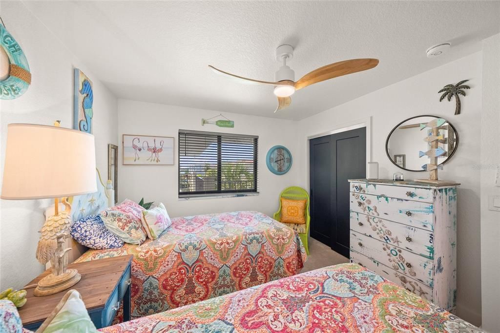 For Sale: $659,900 (3 beds, 2 baths, 1782 Square Feet)