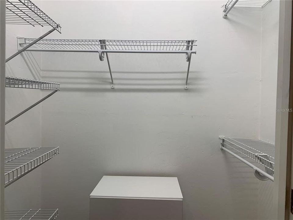 В аренду: $2,200 (2 спален, 2 ванн, 1324 Квадратных фут)
