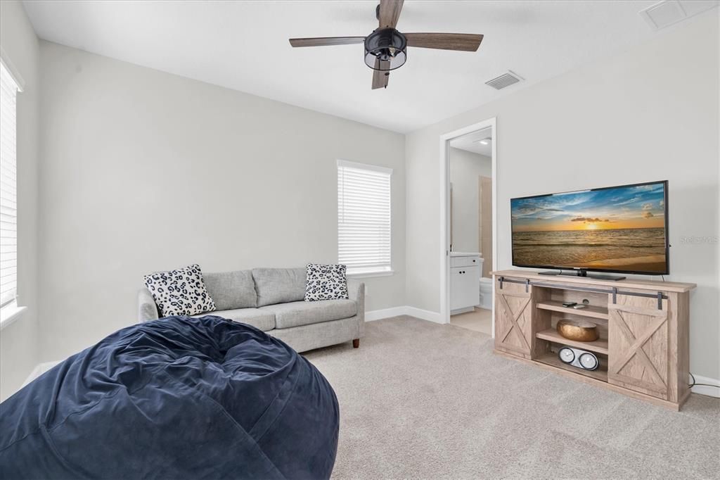 For Sale: $485,000 (4 beds, 3 baths, 2624 Square Feet)