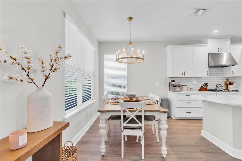 For Sale: $485,000 (4 beds, 3 baths, 2624 Square Feet)