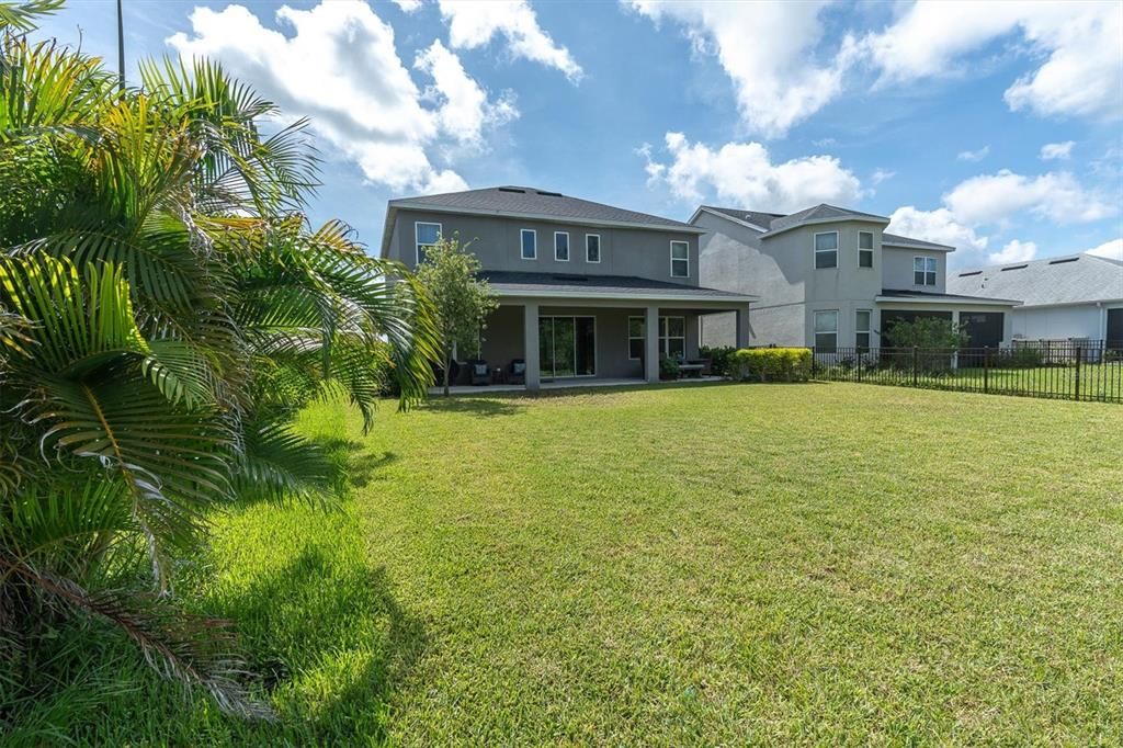 For Sale: $485,000 (4 beds, 3 baths, 2624 Square Feet)