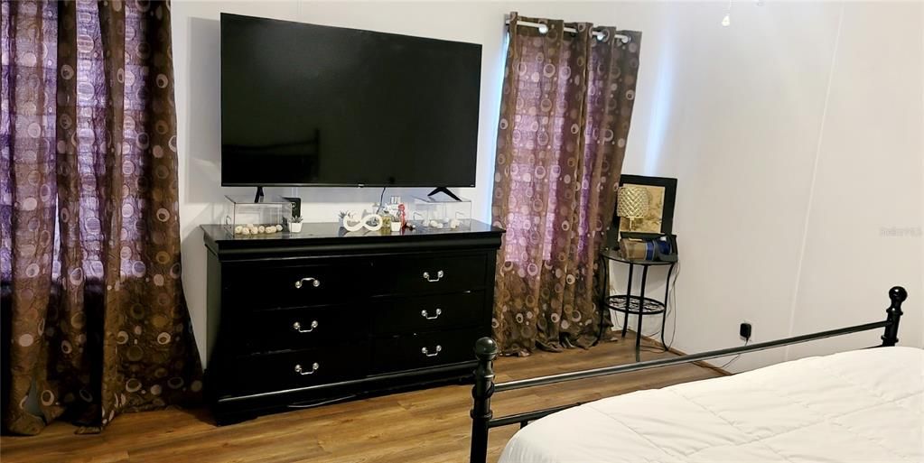 For Sale: $145,000 (2 beds, 2 baths, 1152 Square Feet)