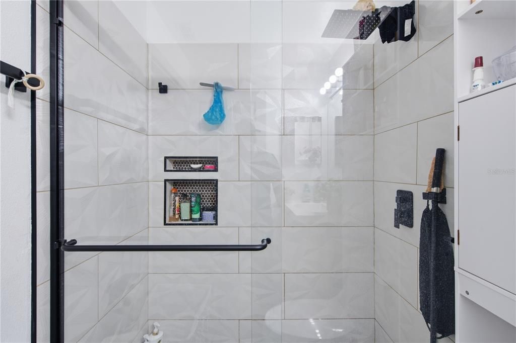 En Venta: $369,990 (3 camas, 2 baños, 1158 Pies cuadrados)