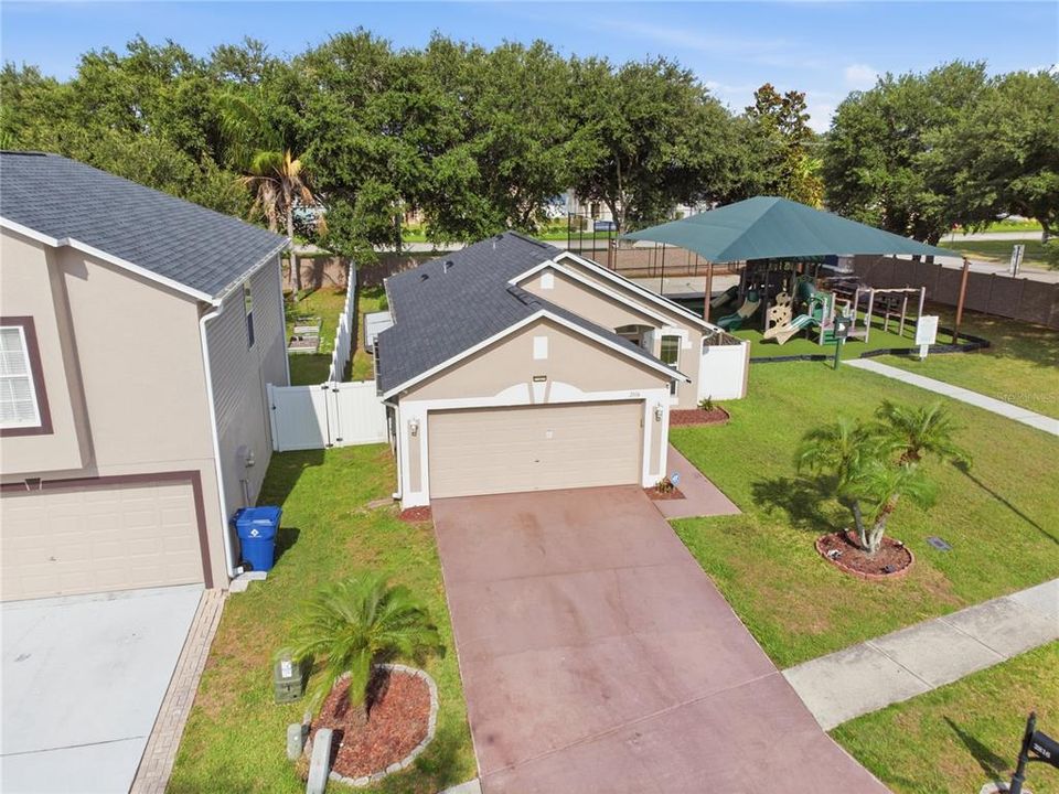 En Venta: $369,990 (3 camas, 2 baños, 1158 Pies cuadrados)