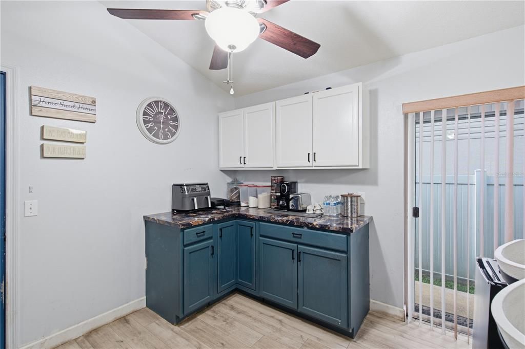 En Venta: $369,990 (3 camas, 2 baños, 1158 Pies cuadrados)