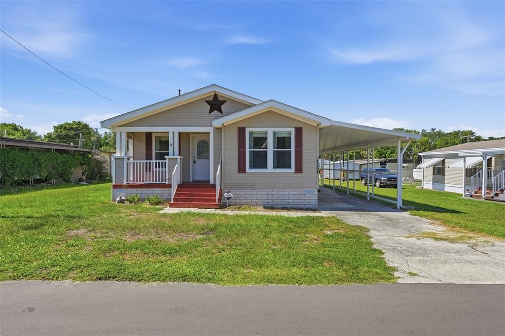 Active With Contract: $159,000 (2 beds, 2 baths, 1210 Square Feet)