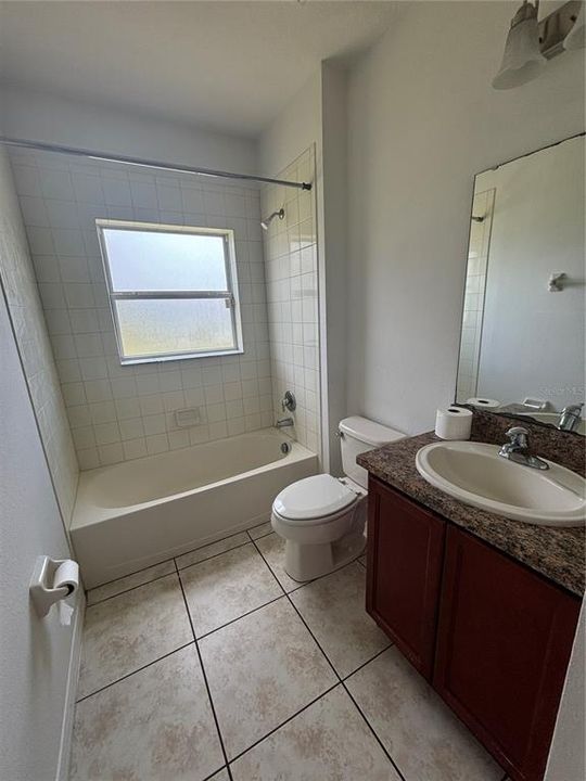 В аренду: $1,995 (3 спален, 2 ванн, 1490 Квадратных фут)