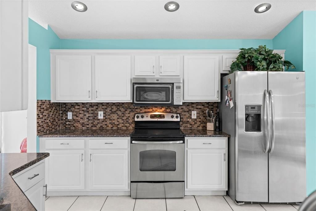 For Sale: $485,900 (3 beds, 2 baths, 1814 Square Feet)