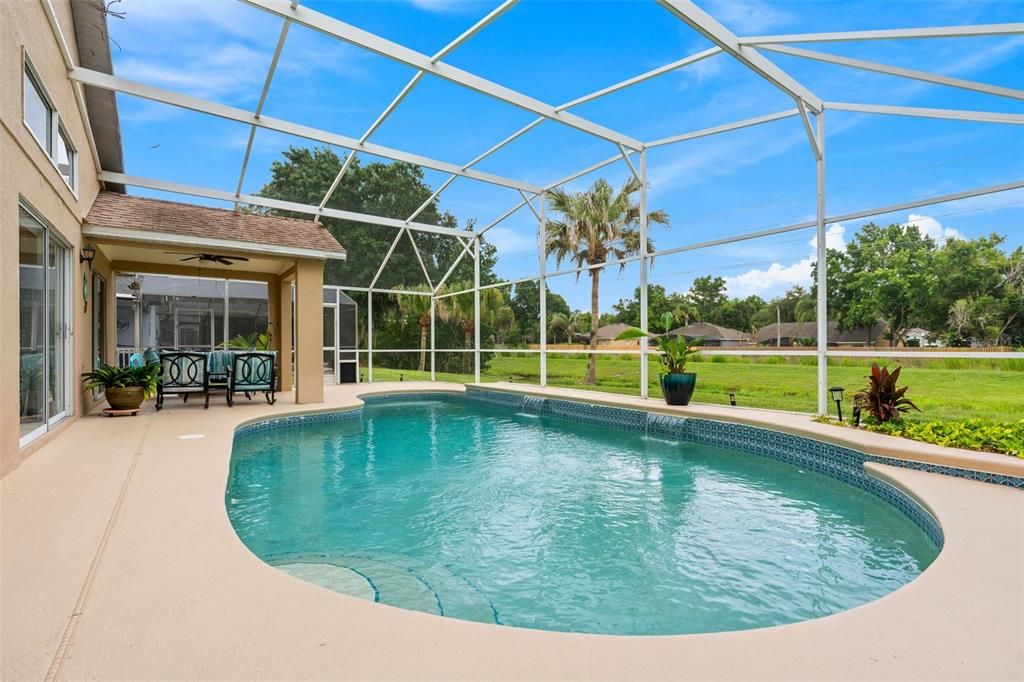 For Sale: $485,900 (3 beds, 2 baths, 1814 Square Feet)