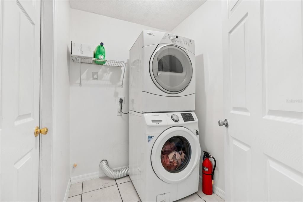 For Sale: $485,900 (3 beds, 2 baths, 1814 Square Feet)
