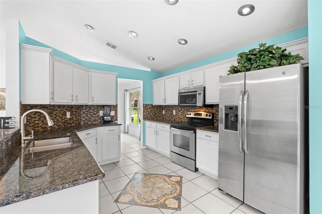 For Sale: $485,900 (3 beds, 2 baths, 1814 Square Feet)