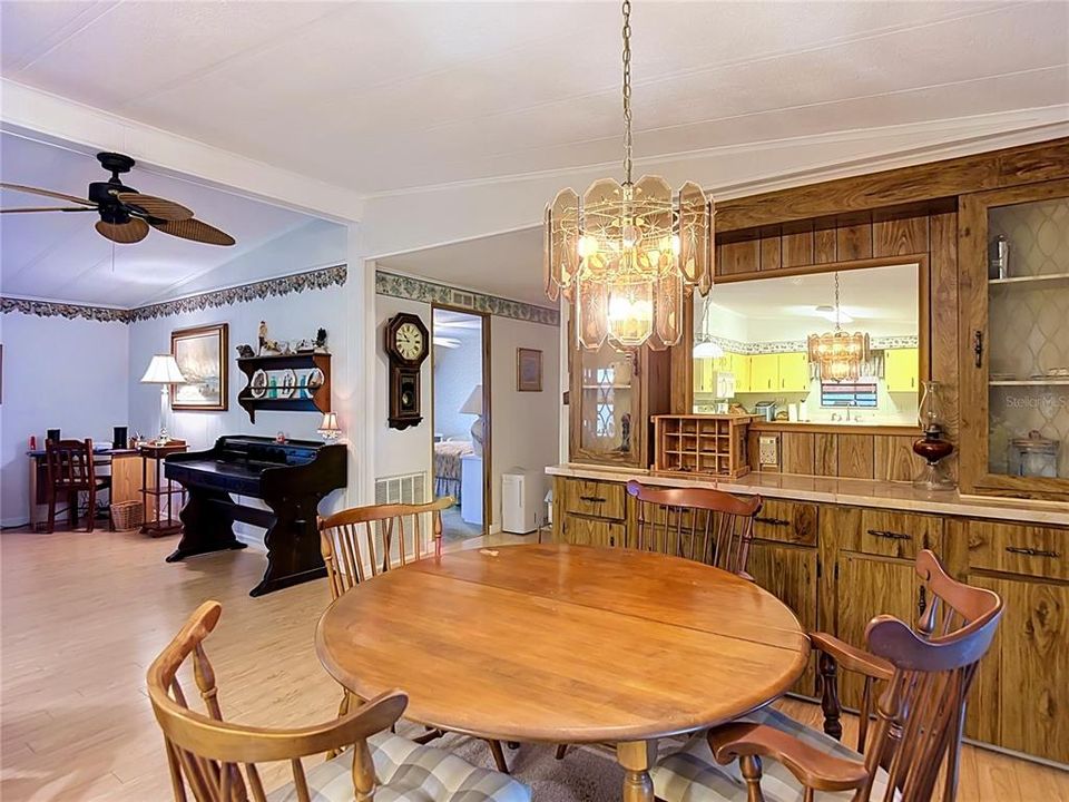 En Venta: $145,000 (2 camas, 2 baños, 1296 Pies cuadrados)