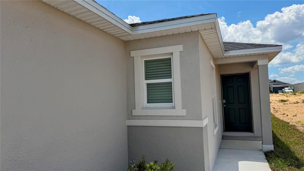 For Rent: $1,800 (3 beds, 2 baths, 1511 Square Feet)