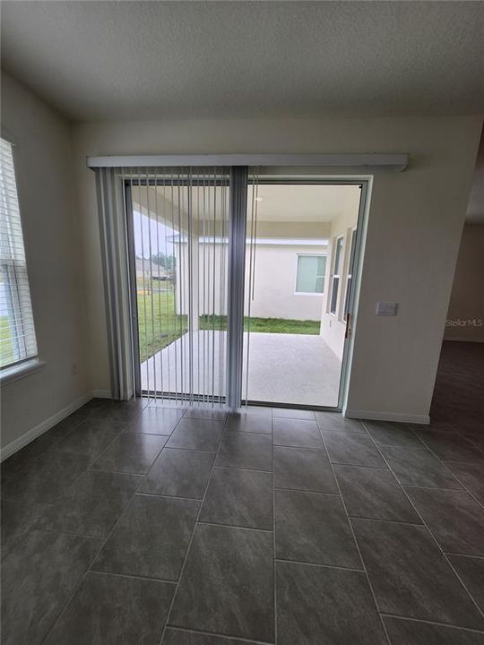 В аренду: $2,700 (4 спален, 3 ванн, 2106 Квадратных фут)