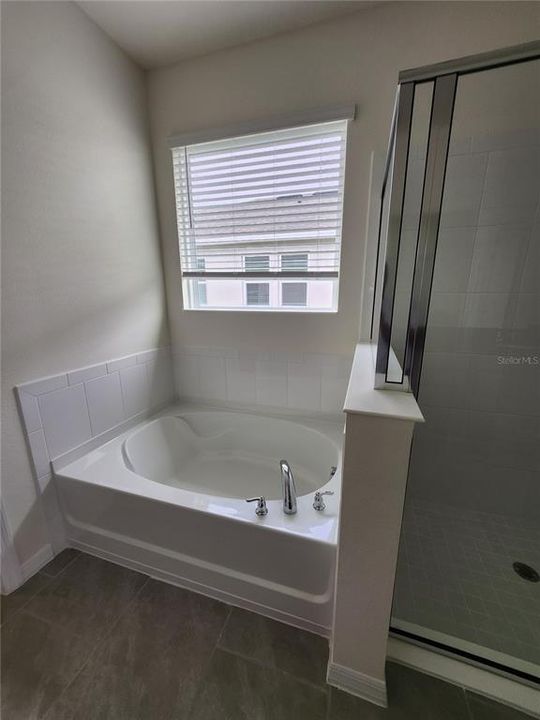 В аренду: $2,700 (4 спален, 3 ванн, 2106 Квадратных фут)