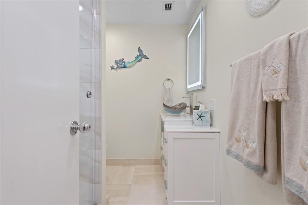 For Sale: $2,050,000 (3 beds, 3 baths, 3083 Square Feet)