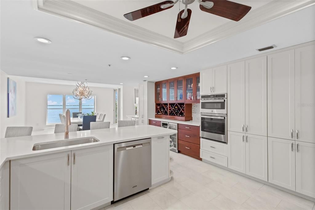 For Sale: $2,050,000 (3 beds, 3 baths, 3083 Square Feet)