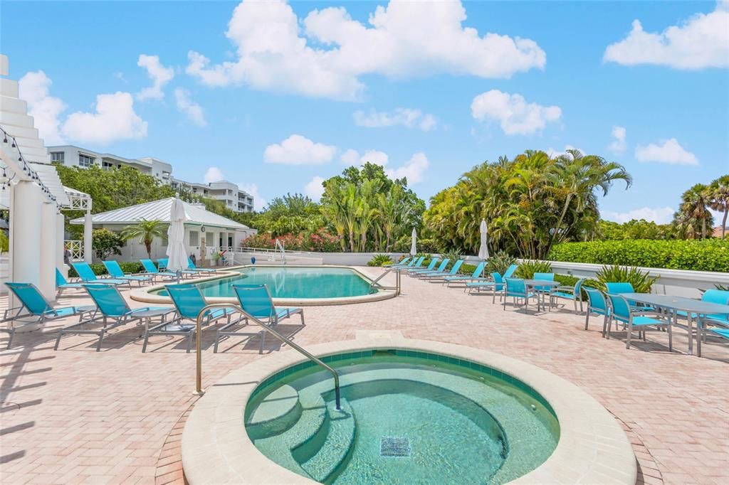 For Sale: $2,050,000 (3 beds, 3 baths, 3083 Square Feet)