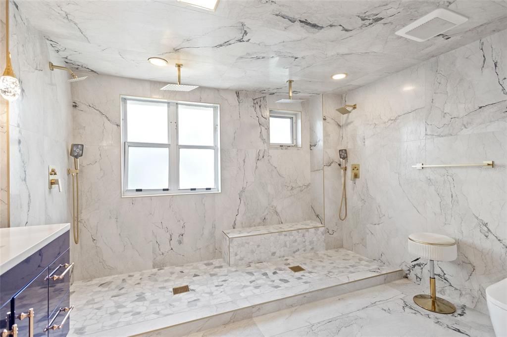 For Sale: $2,050,000 (3 beds, 3 baths, 3083 Square Feet)