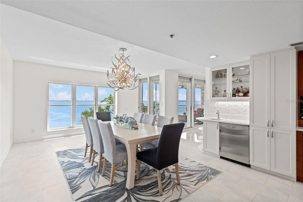 For Sale: $2,050,000 (3 beds, 3 baths, 3083 Square Feet)
