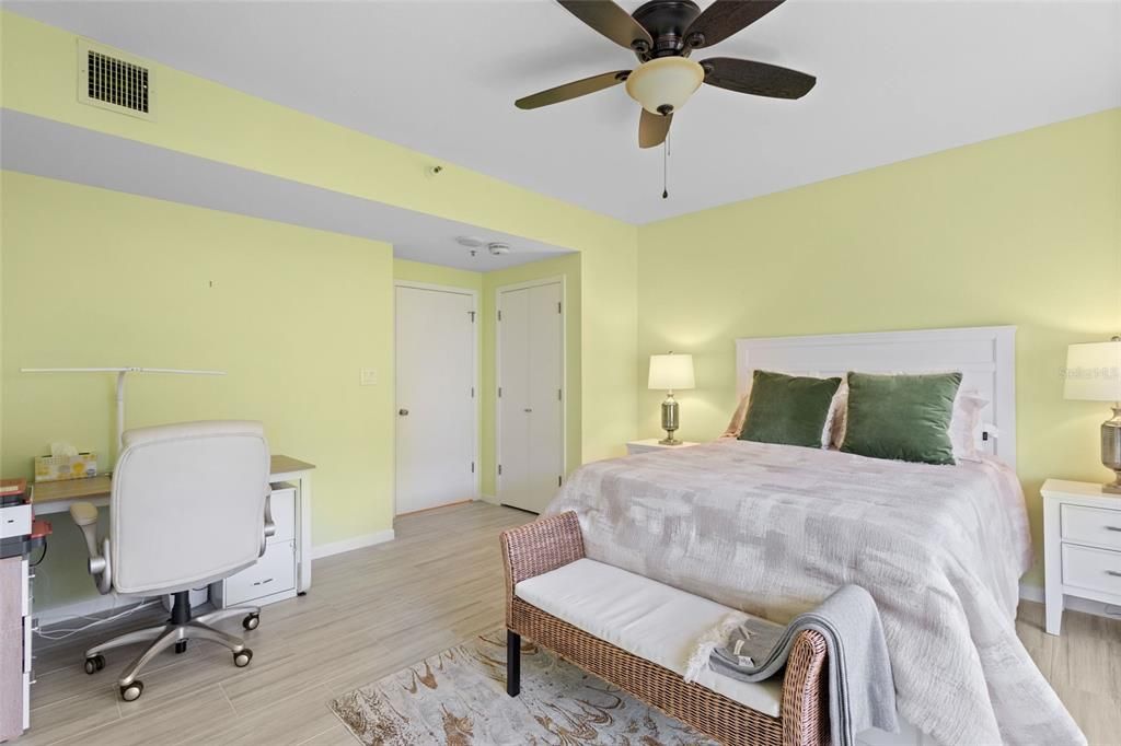 For Sale: $2,050,000 (3 beds, 3 baths, 3083 Square Feet)
