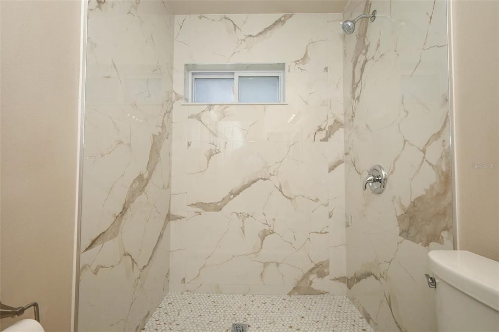 For Sale: $370,000 (3 beds, 2 baths, 1232 Square Feet)