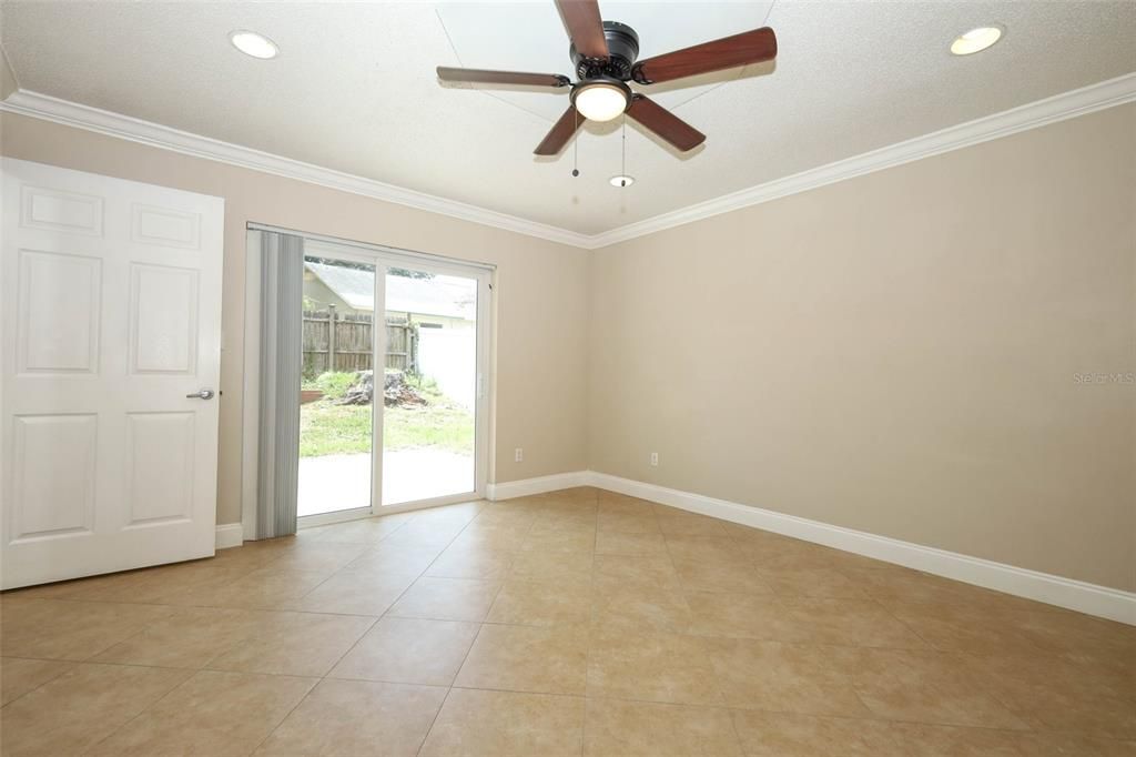 For Sale: $370,000 (3 beds, 2 baths, 1232 Square Feet)