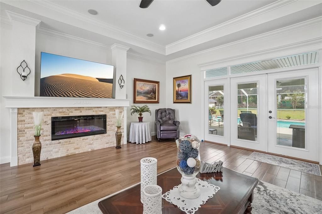 For Sale: $729,900 (4 beds, 3 baths, 2570 Square Feet)