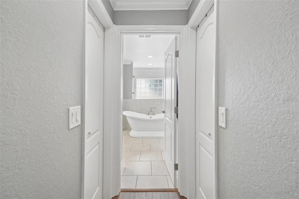 For Sale: $729,900 (4 beds, 3 baths, 2570 Square Feet)