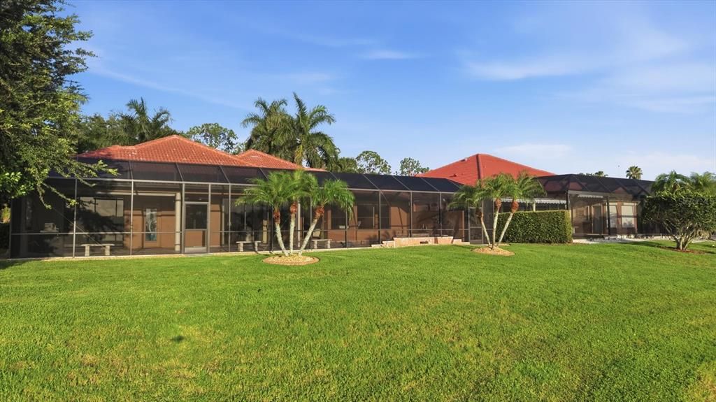 For Sale: $950,000 (4 beds, 3 baths, 2915 Square Feet)