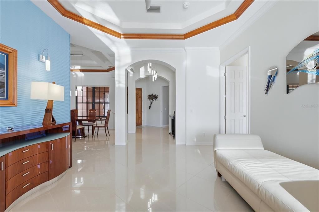 For Sale: $950,000 (4 beds, 3 baths, 2915 Square Feet)