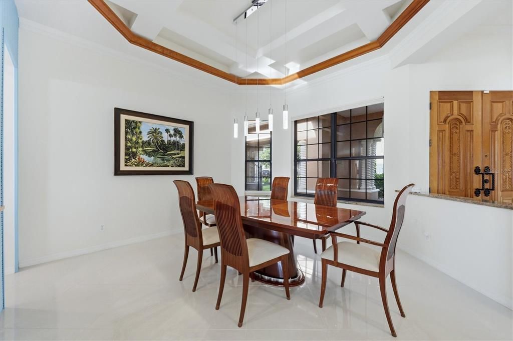 For Sale: $950,000 (4 beds, 3 baths, 2915 Square Feet)