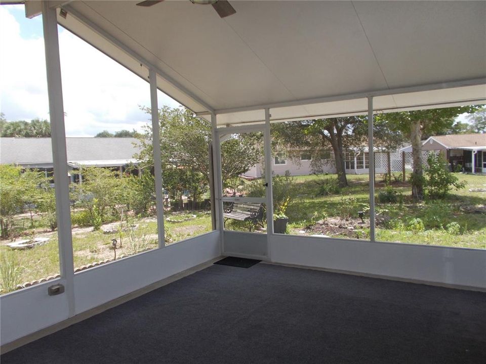 For Sale: $189,900 (2 beds, 2 baths, 1270 Square Feet)