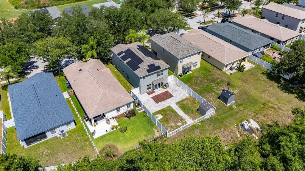 En Venta: $335,000 (4 camas, 2 baños, 2050 Pies cuadrados)