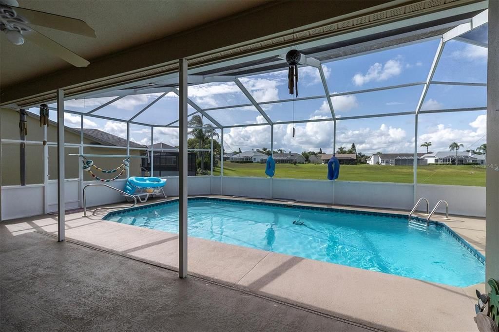 En Venta: $399,900 (4 camas, 3 baños, 2447 Pies cuadrados)