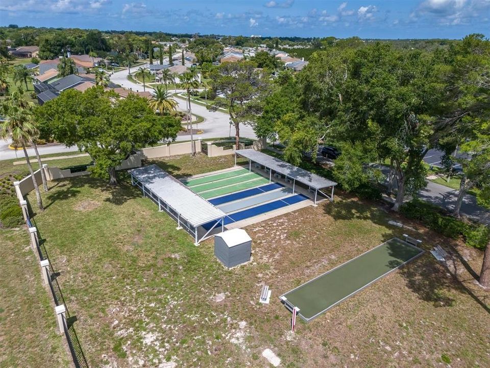 En Venta: $399,900 (4 camas, 3 baños, 2447 Pies cuadrados)