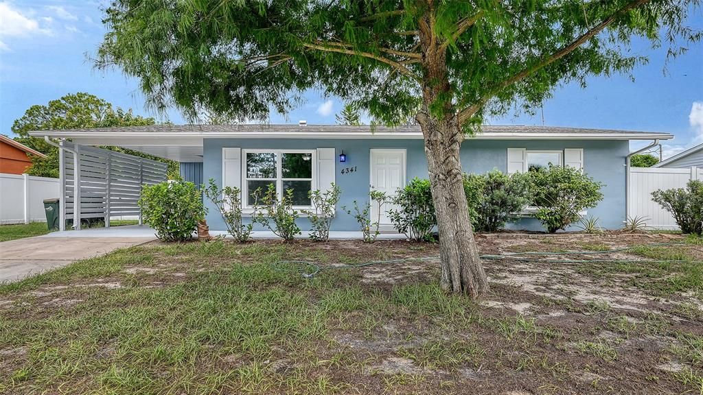 For Sale: $275,000 (2 beds, 2 baths, 1260 Square Feet)