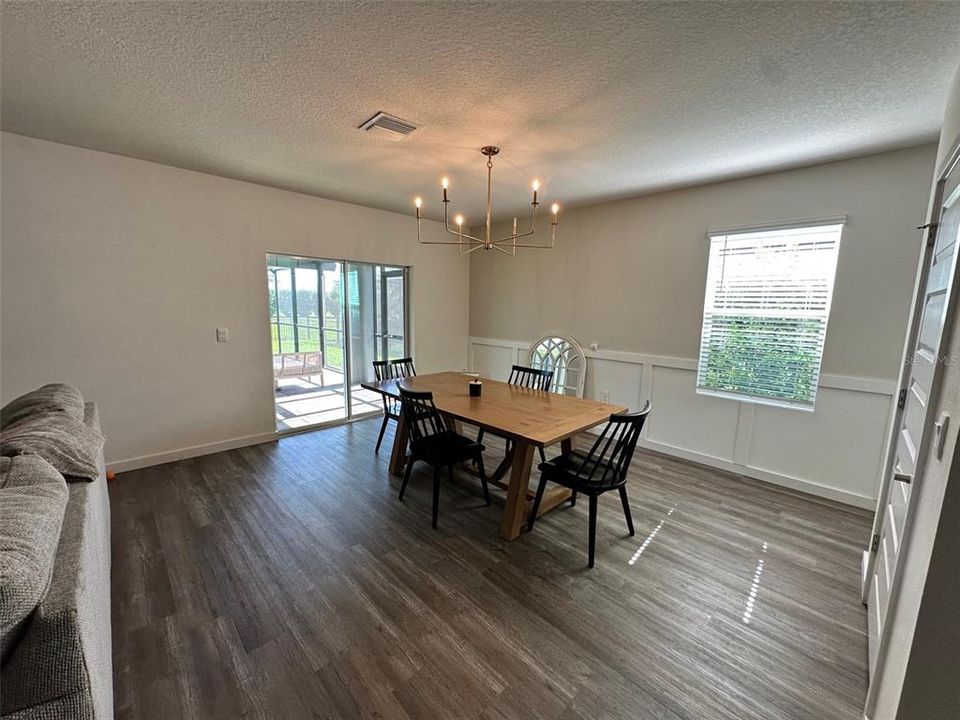 For Sale: $494,999 (4 beds, 2 baths, 2318 Square Feet)