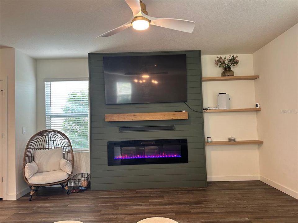 For Sale: $494,999 (4 beds, 2 baths, 2318 Square Feet)