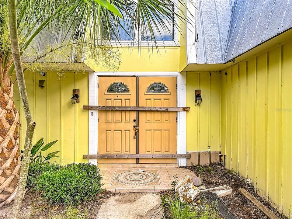 En Venta: $550,000 (3 camas, 2 baños, 1560 Pies cuadrados)