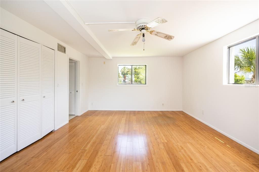 For Sale: $399,000 (4 beds, 3 baths, 2285 Square Feet)