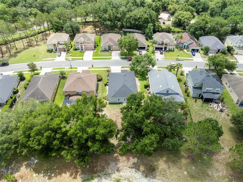 For Sale: $349,900 (4 beds, 2 baths, 1990 Square Feet)