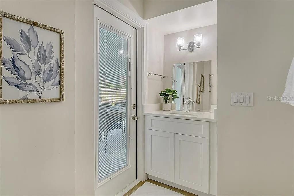 For Rent: $7,000 (4 beds, 3 baths, 2439 Square Feet)