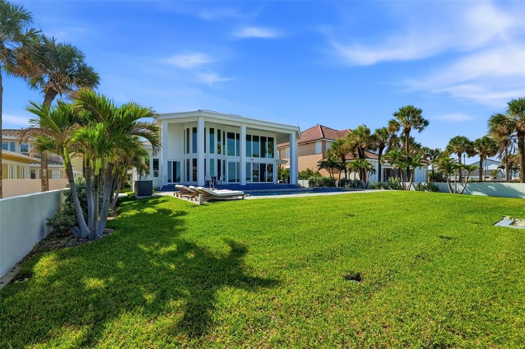 For Sale: $8,799,000 (4 beds, 4 baths, 3584 Square Feet)