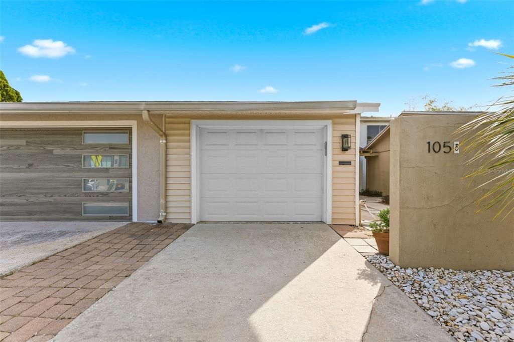 For Rent: $3,600 (2 beds, 2 baths, 1376 Square Feet)