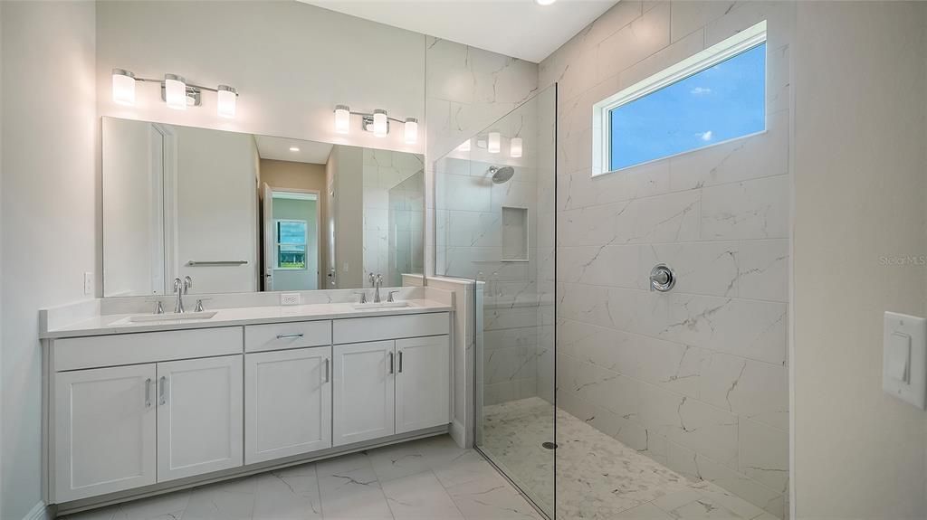 For Sale: $747,990 (3 beds, 2 baths, 2309 Square Feet)
