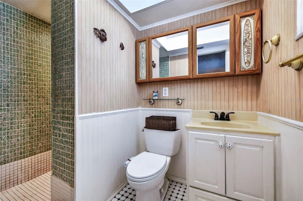For Sale: $489,000 (3 beds, 2 baths, 1412 Square Feet)