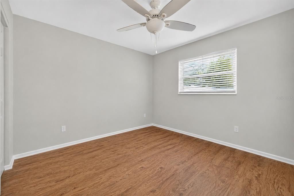 For Sale: $489,000 (3 beds, 2 baths, 1412 Square Feet)
